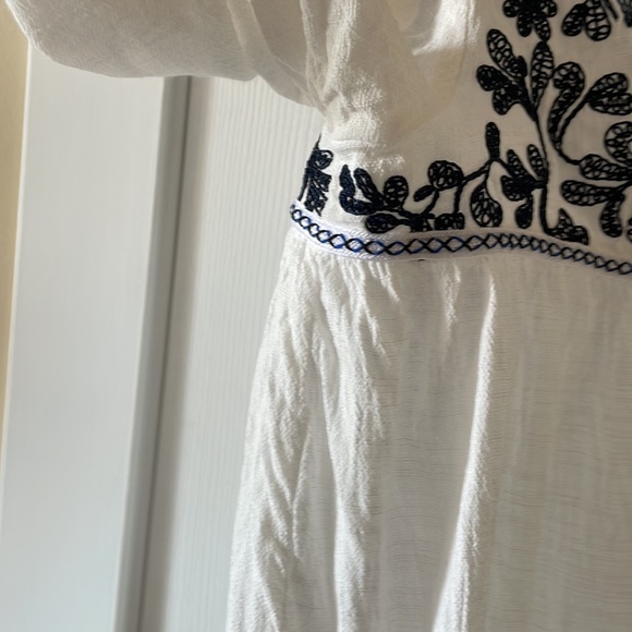 White and navy embroidered cover up cardigan jacket boho - Picture 5 of 7